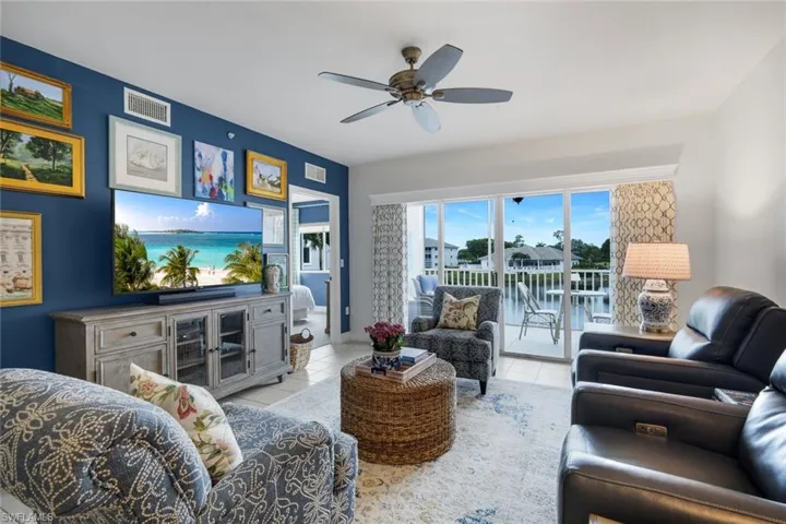 7822 Great Heron Way 201, Naples, Florida 34104