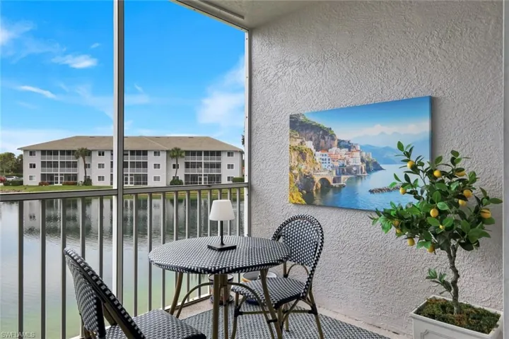 7822 Great Heron Way 201, Naples, Florida 34104