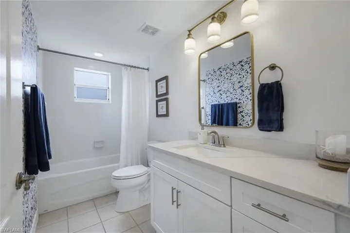 7822 Great Heron Way 201, Naples, Florida 34104