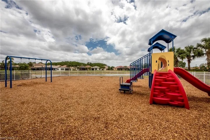 3514 E Hampton  CIR, Alva, FL 33920