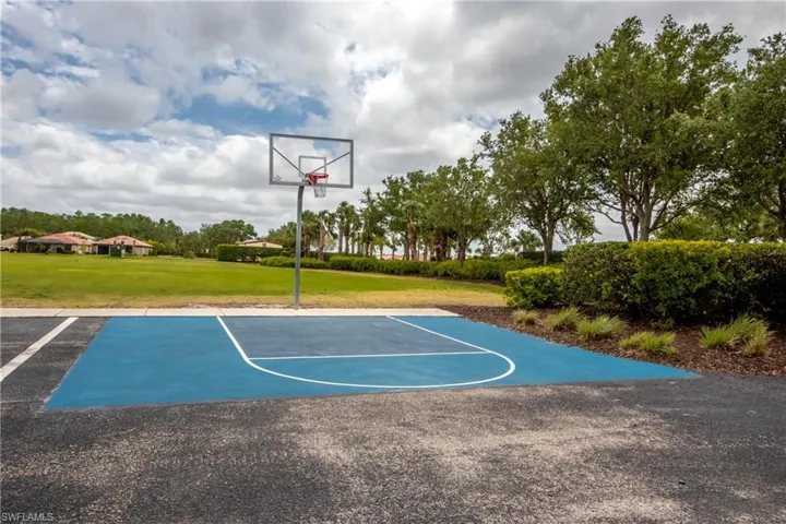 3514 E Hampton  CIR, Alva, FL 33920