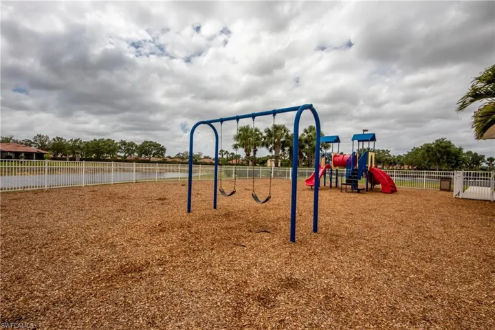 3514 E Hampton  CIR, Alva, FL 33920