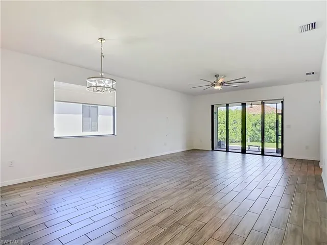 5045 Arancia Ln, Immokalee, Florida 34142