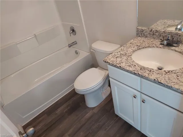 2807  Embers W PKWY, Cape Coral, FL 33993