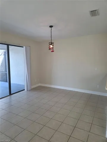 15122 Summit Place Cir 212, Naples, Florida 34119