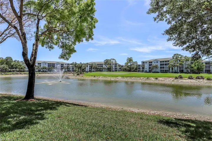 3996 Bishopwood Ct, Naples, Florida 34114