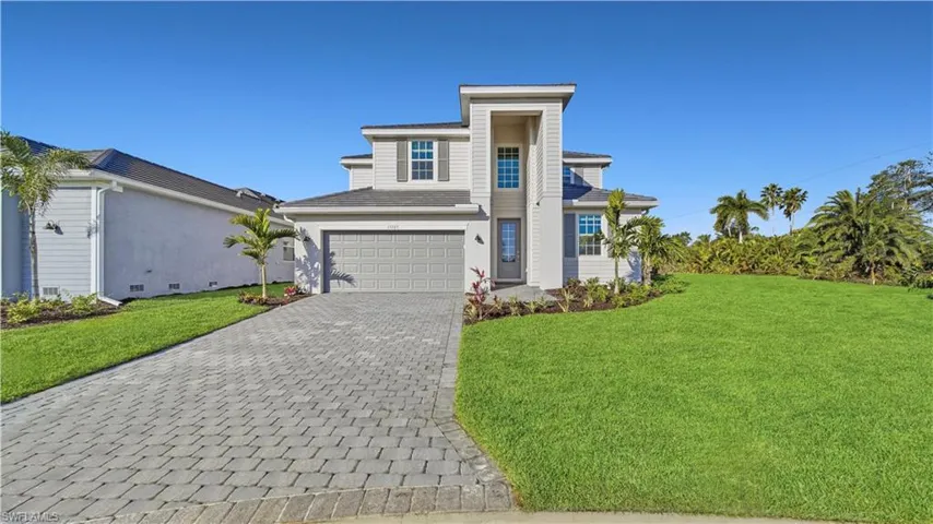 15705  Raveneli  CT, Fort Myers, FL 33908