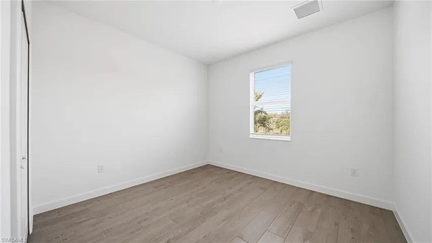 15705  Raveneli  CT, Fort Myers, FL 33908