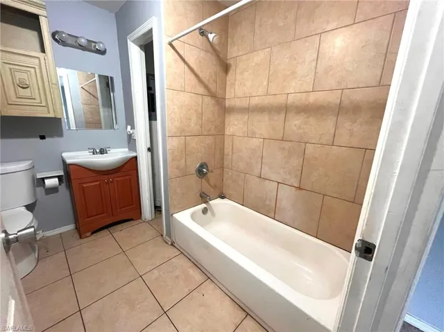 731 Lakeside Dr, Largo, Florida 33778