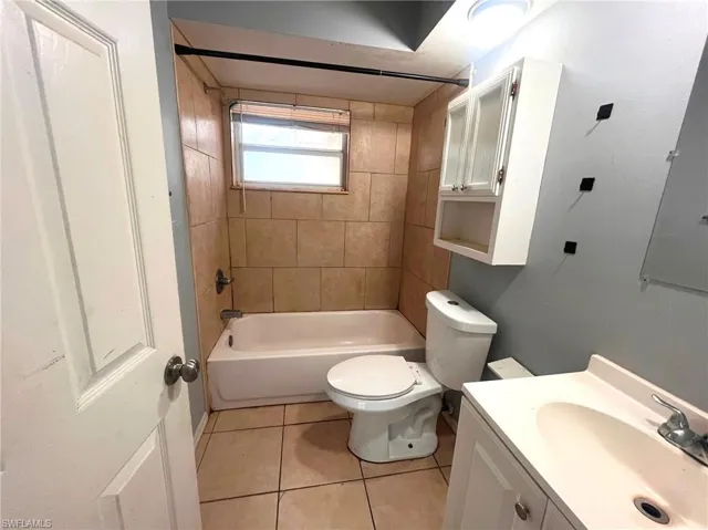 731 Lakeside Dr, Largo, Florida 33778