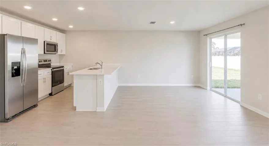 8030 Olive Cir, Labelle, Florida 33935