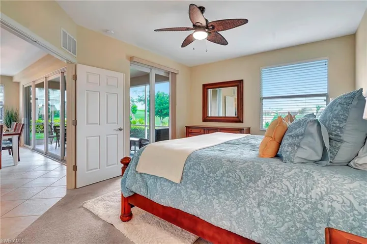 6685  Alden Woods  CIR, Naples, FL 34113