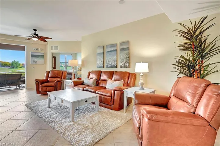 6685  Alden Woods  CIR, Naples, FL 34113