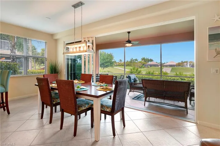 6685  Alden Woods  CIR, Naples, FL 34113