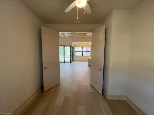 1123 SW 42nd  TER, Cape Coral, FL 33914