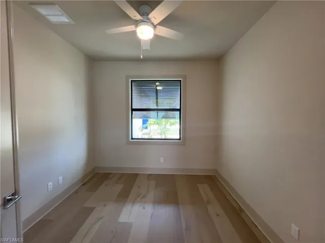 1123 SW 42nd  TER, Cape Coral, FL 33914