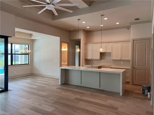 1123 SW 42nd  TER, Cape Coral, FL 33914