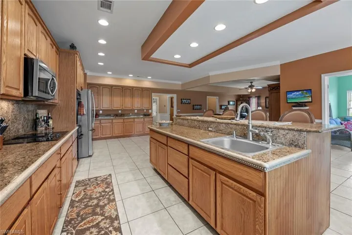 Granite counters and backsplash