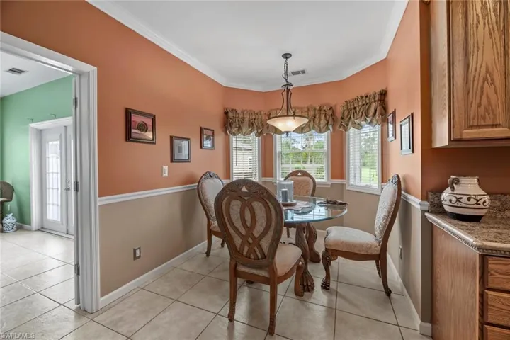 Breakfast nook