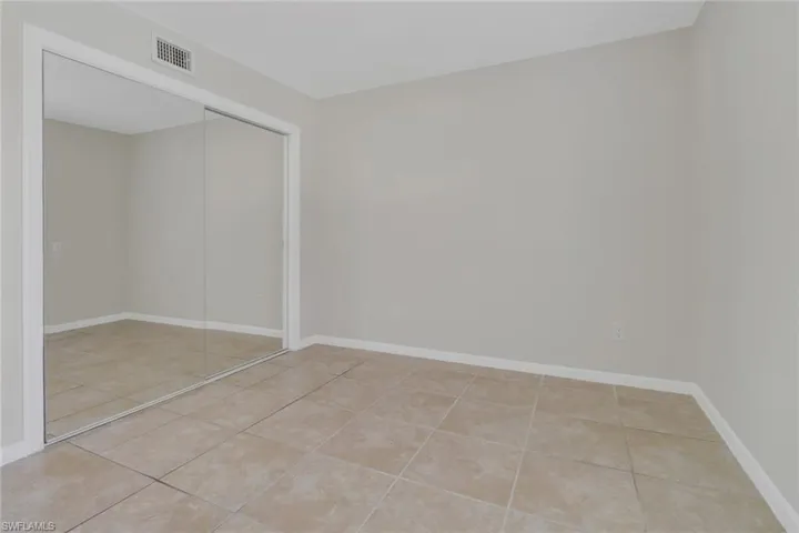 7115 Lakeridge Ct 110, Fort Myers, Florida 33907