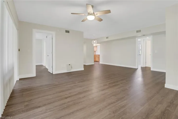 7115 Lakeridge Ct 110, Fort Myers, Florida 33907