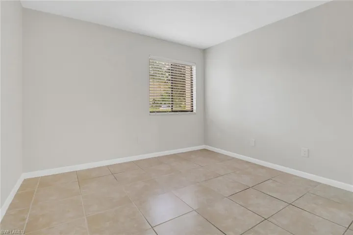 7115 Lakeridge Ct 110, Fort Myers, Florida 33907