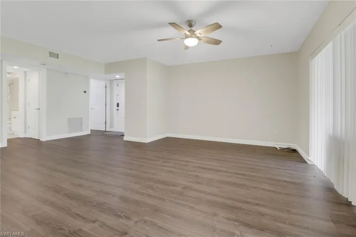 7115 Lakeridge Ct 110, Fort Myers, Florida 33907