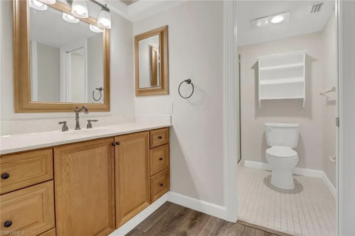 7115 Lakeridge Ct 110, Fort Myers, Florida 33907