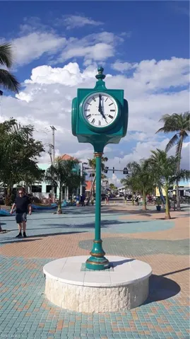 Fort Myers Beach Time Square Clock - it's 5 o'Clock Somewhere!