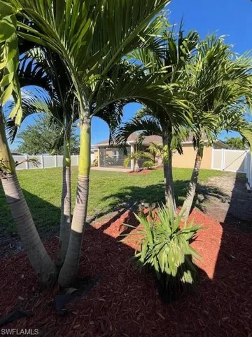 614 SW 18th  CT, Cape Coral, FL 33991