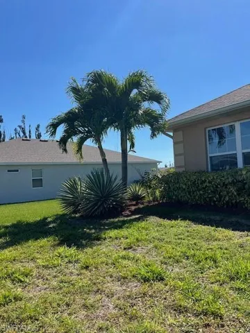 614 SW 18th  CT, Cape Coral, FL 33991