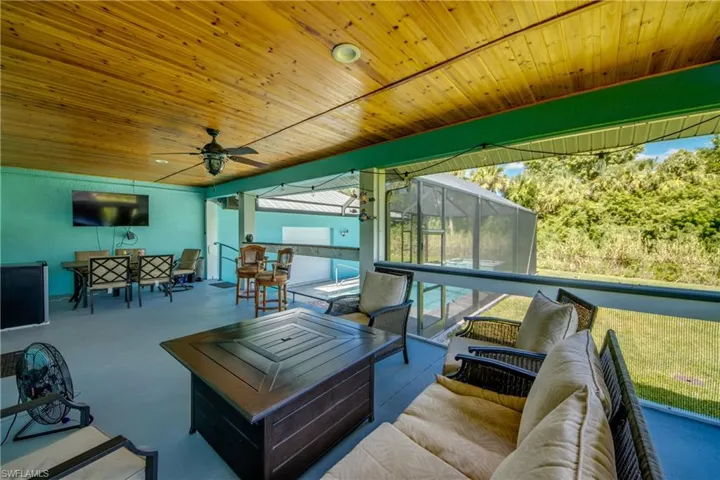 Screened Porch