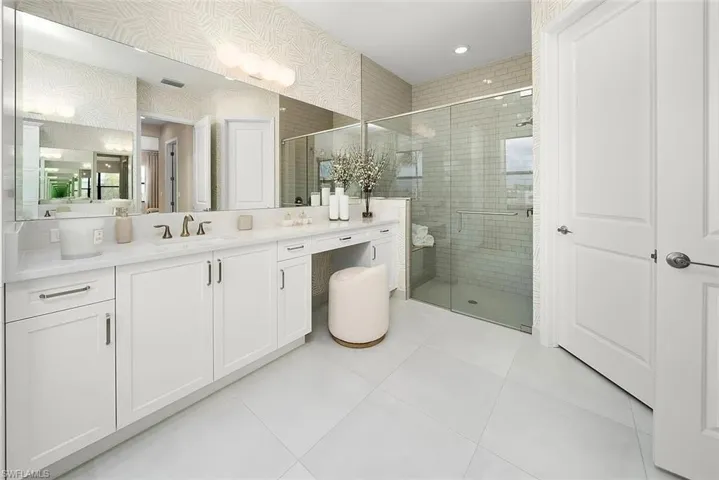 14333 Hogarth Pl, Fort Myers, Florida 33905