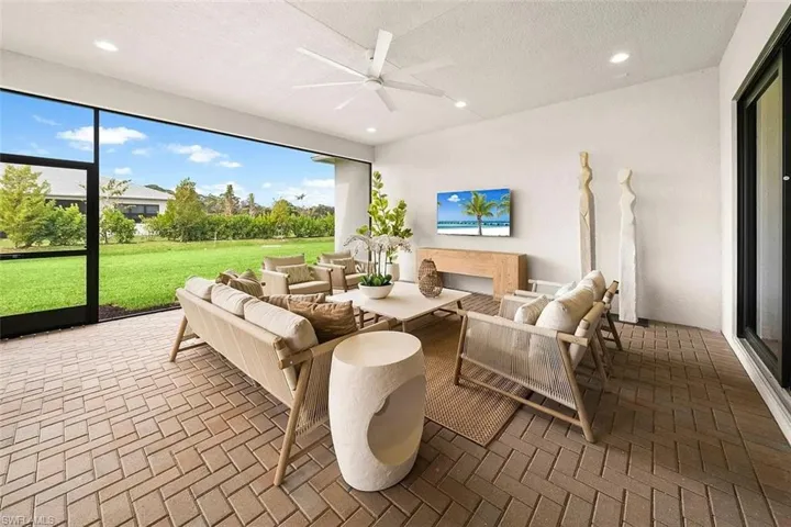 14333 Hogarth Pl, Fort Myers, Florida 33905