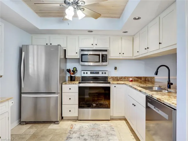 5705  Foxlake  DR, North Fort Myers, FL 33917