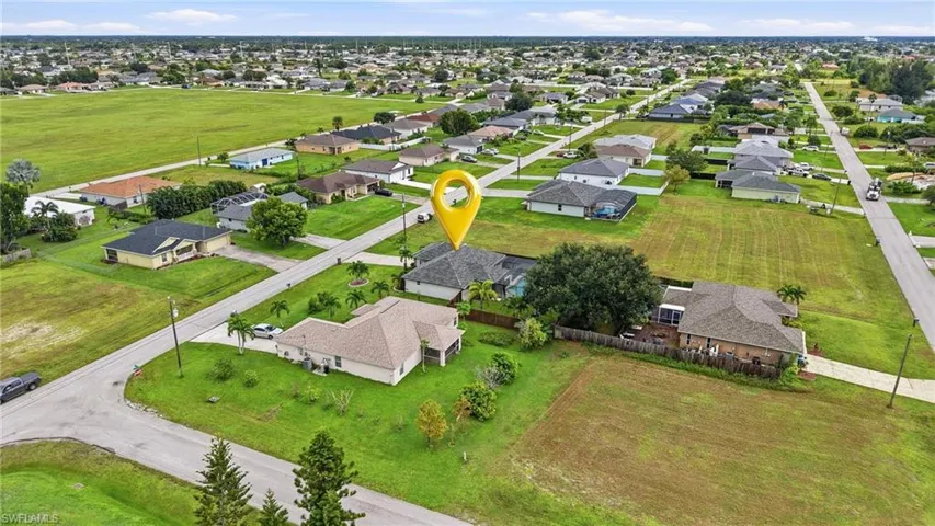 304 Ne 20th Ter, Cape Coral, Florida 33909