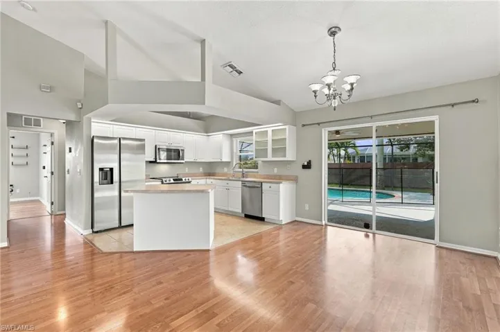 304 Ne 20th Ter, Cape Coral, Florida 33909