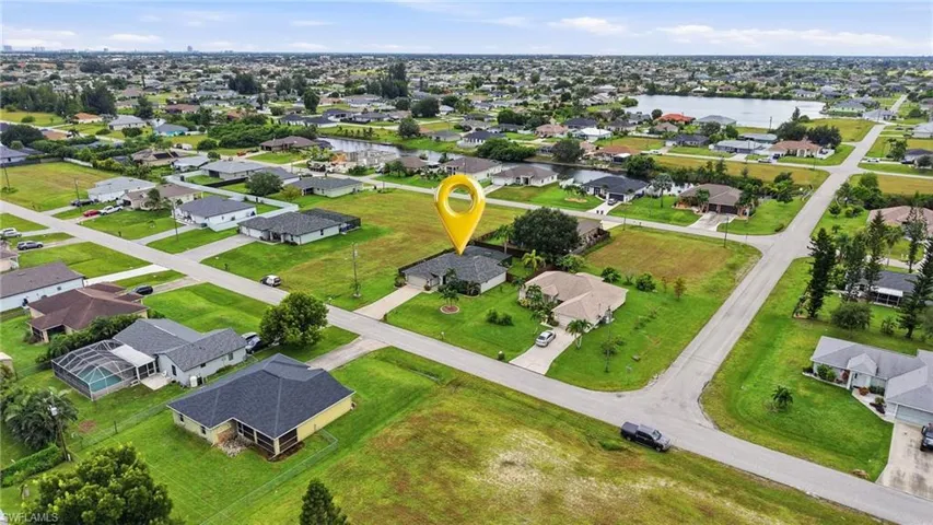 304 Ne 20th Ter, Cape Coral, Florida 33909
