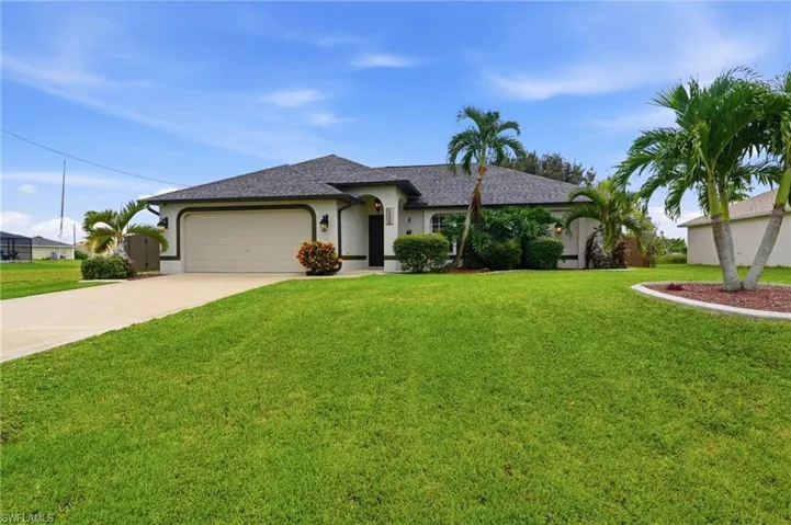 304 Ne 20th Ter, Cape Coral, Florida 33909