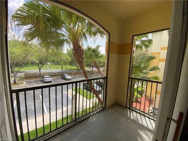 11490 Villa Grand 209, Fort Myers, Florida 33913