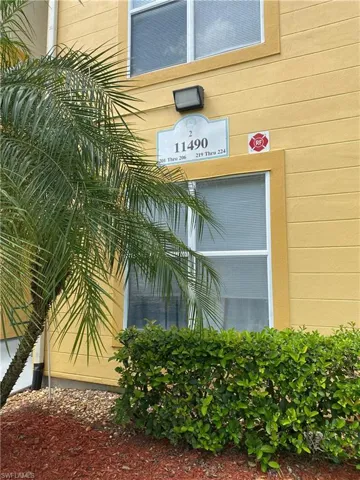 11490 Villa Grand 209, Fort Myers, Florida 33913