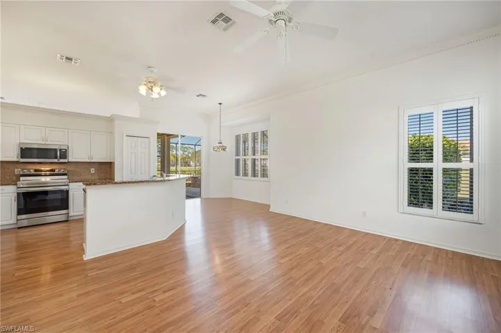 3733  Royal Wood  BLVD, Naples, FL 34112