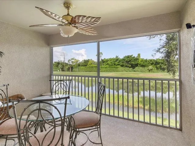 2805  Cypress Trace  CIR, Naples, FL 34119