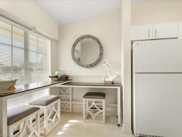 2805  Cypress Trace  CIR, Naples, FL 34119
