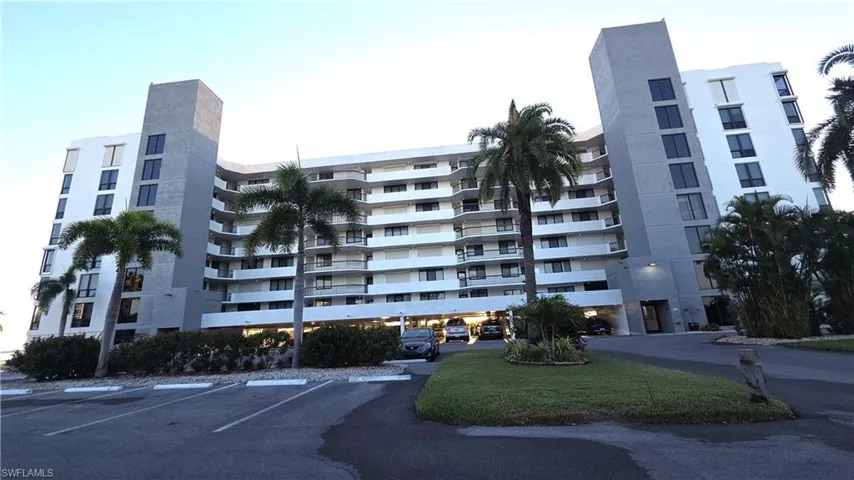 The Palms of Bay Beach