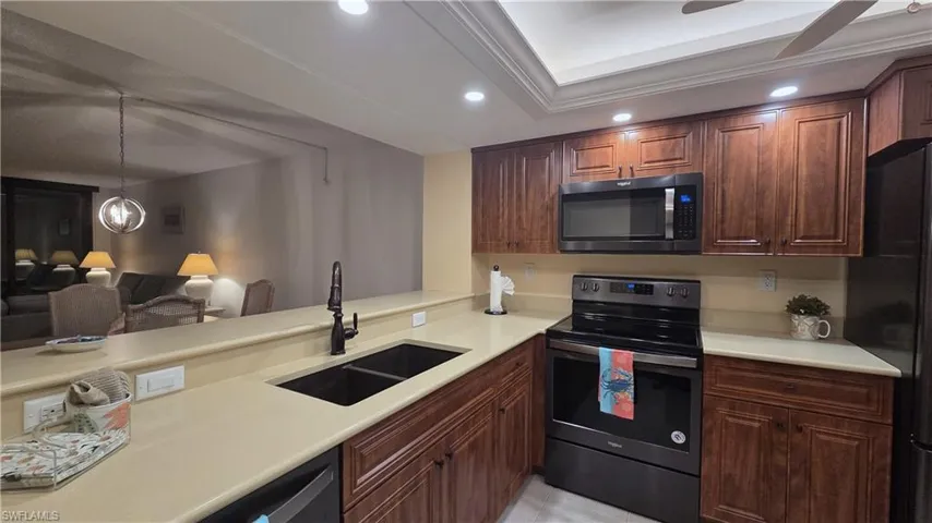 4253 Bay Beach Ln C6, Fort Myers Beach, Florida 33931