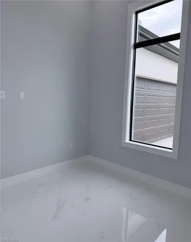 DEN