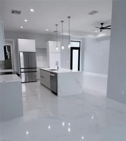 4245 20th St Ne, Naples, Florida 34120