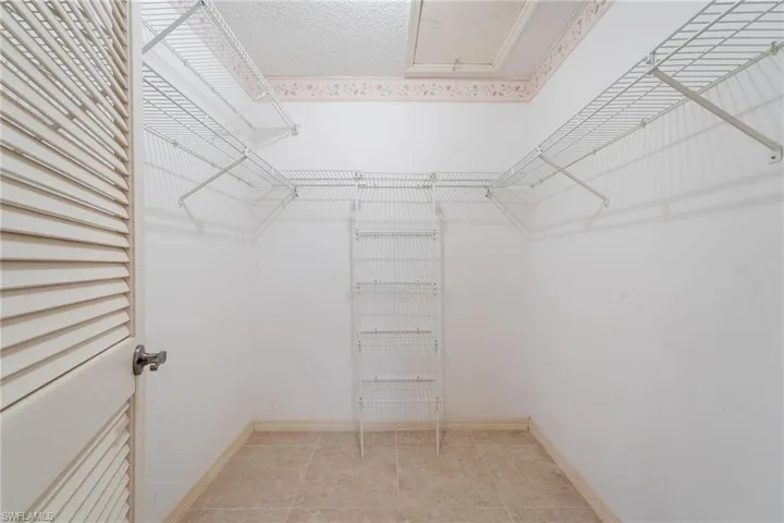 View of walk in closet