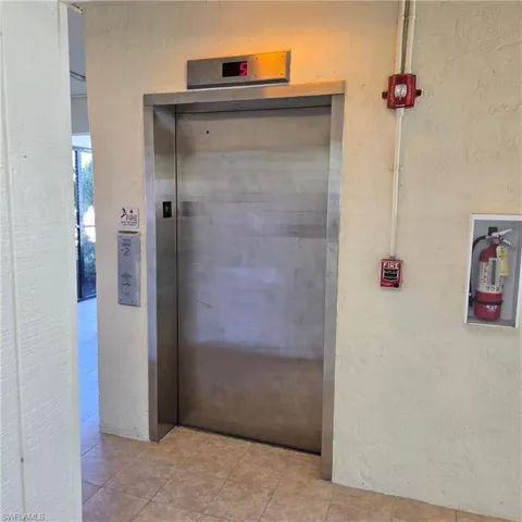 Corridor with elevator
